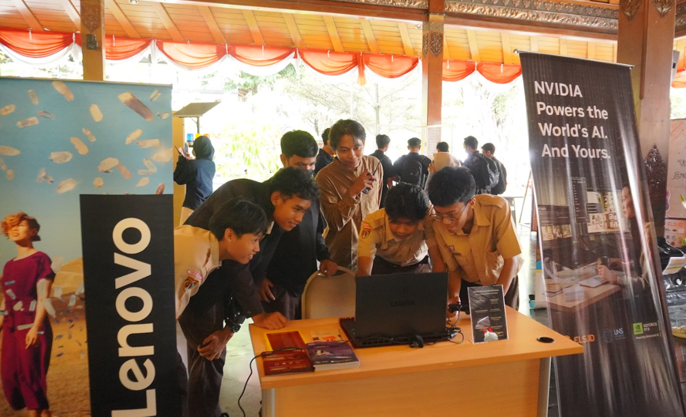 Expo Pameran IT di SIF 2025 Balaikota Solo